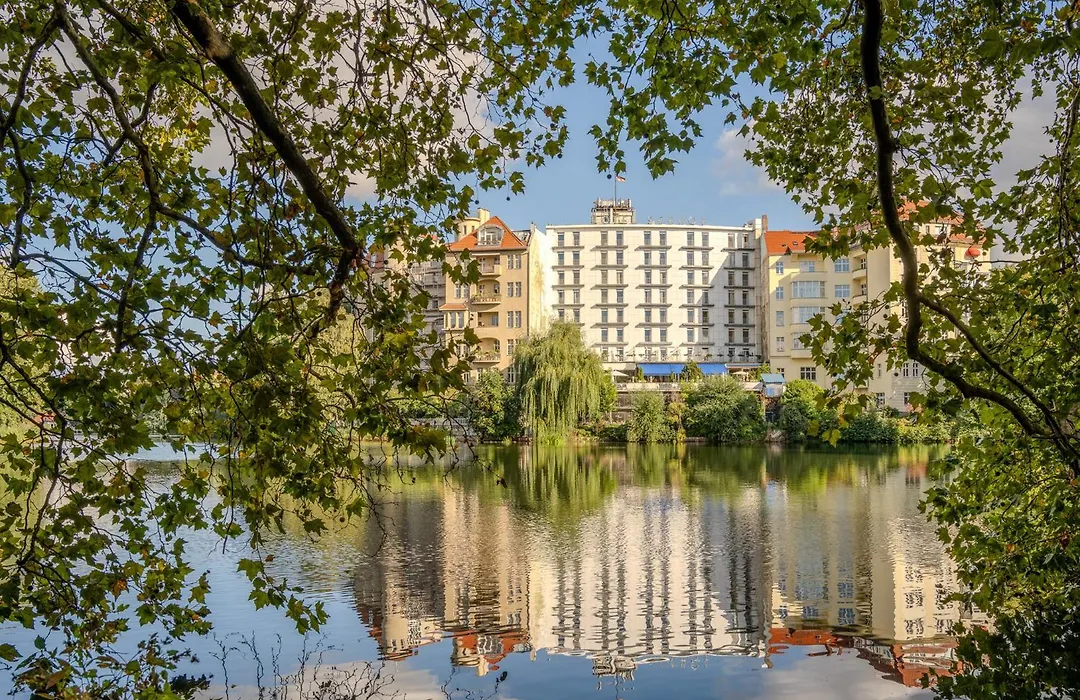 Ringhotel Seehof-1